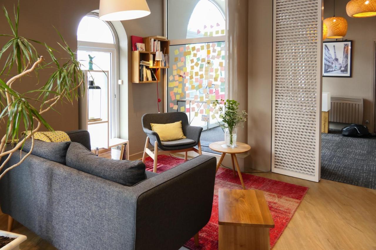 Hotel Et Apparts Marin ラヴァル エクステリア 写真