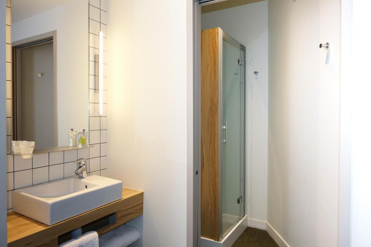 Hotel Et Apparts Marin ラヴァル エクステリア 写真