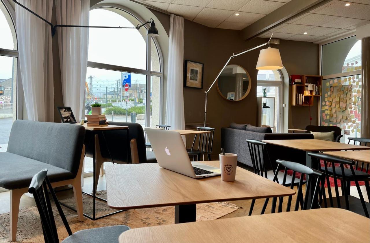 Hotel Et Apparts Marin ラヴァル エクステリア 写真
