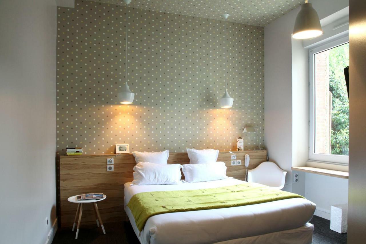 Hotel Et Apparts Marin ラヴァル エクステリア 写真