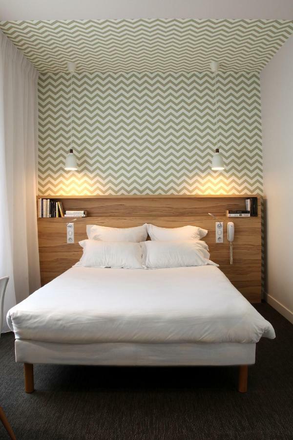 Hotel Et Apparts Marin ラヴァル エクステリア 写真