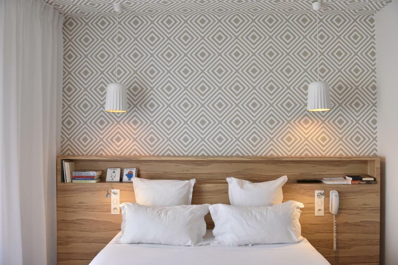 Hotel Et Apparts Marin ラヴァル エクステリア 写真